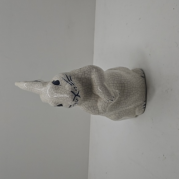 Dedham Pottery / Potting Shed 7 1/2 in. Bunny - Picture 2 of 5